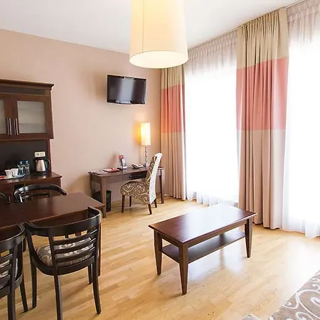 Lägenhetshotell Don Prestige Poznań